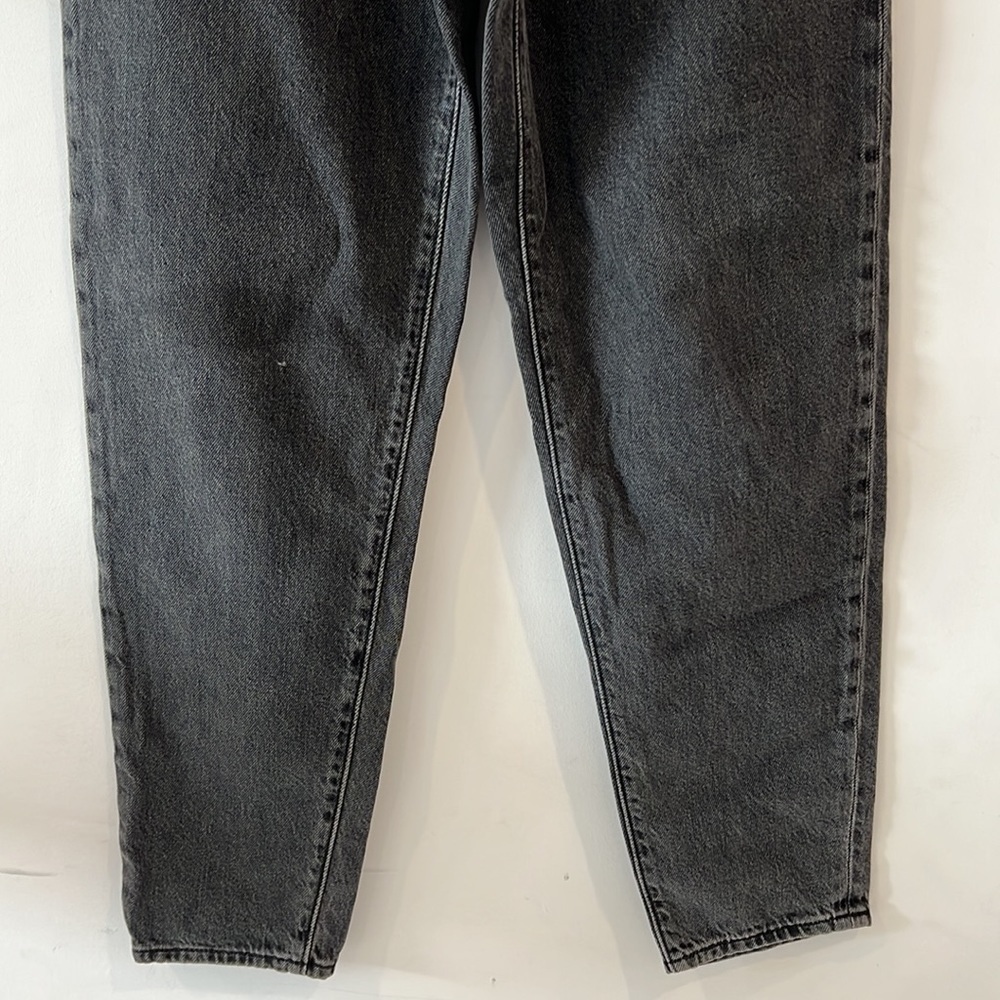 LEVI’S Women’s Dark Wash Black High Loose Tapered Leg Jeans size 24 - Picture 4 of 13